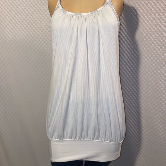 Lululemon No Limit RacerBack Tank Top with Sports Bra - Picture 2 of 5